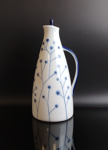 Кувшин фарфоровый "Веточки", ЛФЗ, автор В.М. Городецкий, подглазурная роспись кобальтом, золочение, 27 см, винтаж СССР 1960-1991 гг