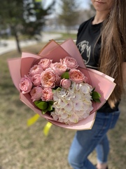 Букет цветов Гортензии и Джульетта