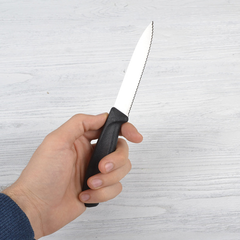 Нож кухонный Victorinox Swiss Classic, 10 см, чёрный, без упаковки (6.7733)