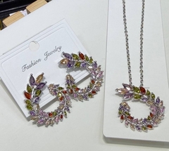 Комплект украшений колье с подвеской + серьги в стиле шопард с цветными вставками