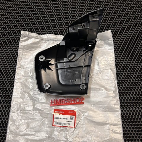 Honda Корпус подлокотника GL 1800 правый 82310-MCA-A60ZA