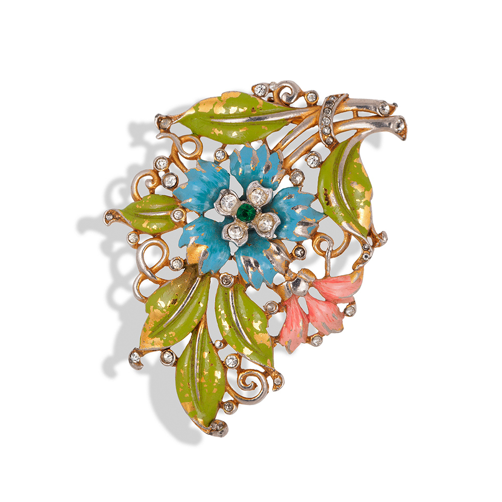 Фур-клип от Trifari “Цветы” с эмалью и кристаллами, 1940-е годы  |  1940s Trifari Enamel Rhinestone Flower Figural Fur Clip Brooch