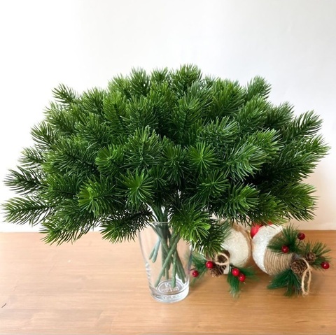 Еловая ветка, декор зимний, рождественский, 15 лапок, 30 см, набор 10 веток