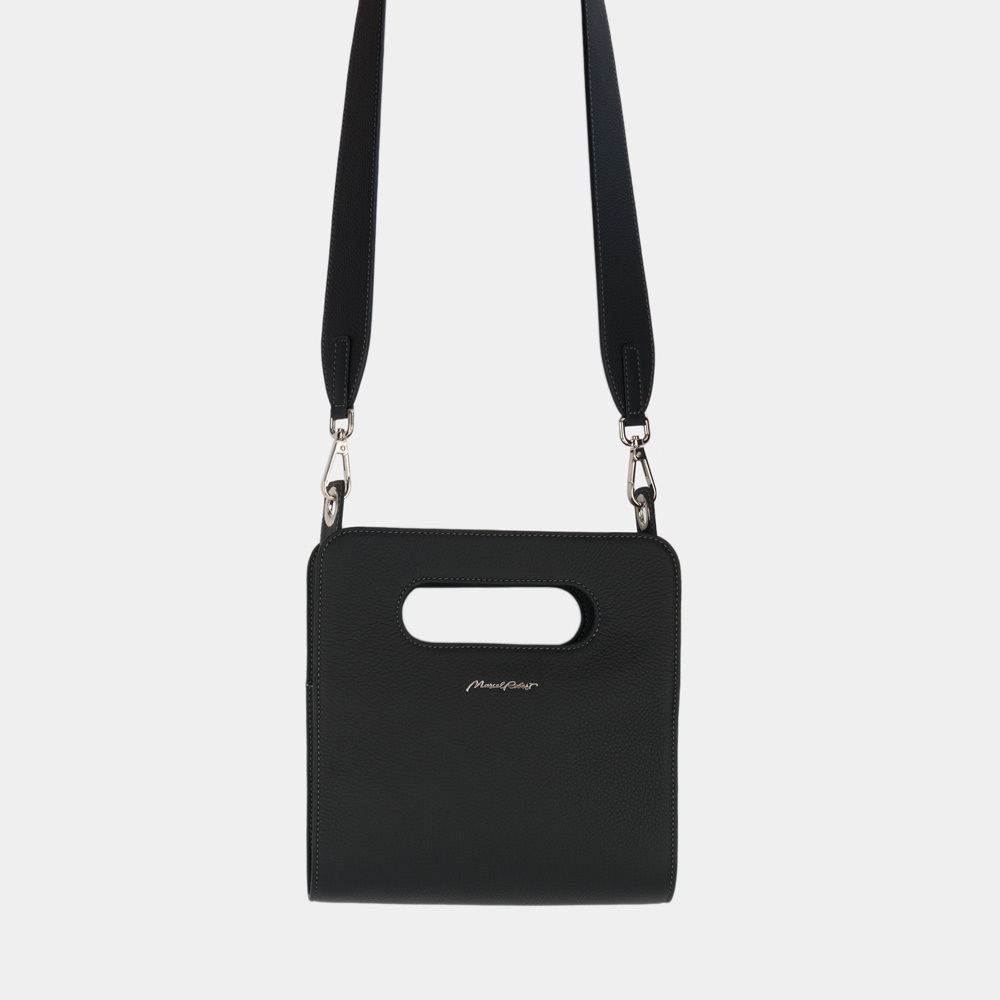 Женская сумка Camille Easy из натуральной кожи теленка, цвета черный мат