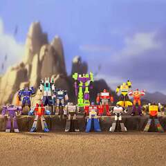 Случайная фигурка POP MART Transformers Generations Series