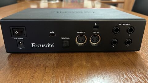 FOCUSRITE Clarett+ 2Pre интерфейс, 10 входов/4 выхода