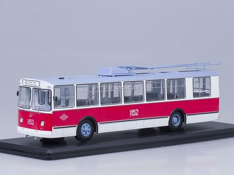 ZIU-682B trolleybus Mosgorstrans museum with operating rod Start Scale Models (SSM) 1:43