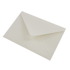 Конверт из дизайнерской бумаги, Слоновая кость, 120 г, 13,5*19 см, 5 шт.