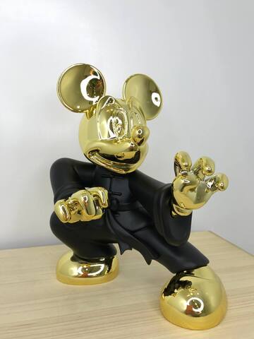 Статуэтка Mickey (Каратист)