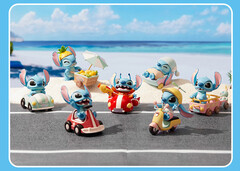 Случайная фигурка MINISO: Disney Stitch Trip Collection