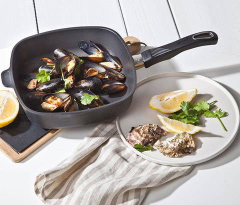 Сковорода Gastrolux индукционная гриль 28 см со съемной ручкой, низкая