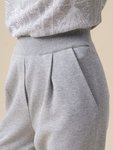 Женские брюки с защипами серебряного цвета из вискозы - фото 5