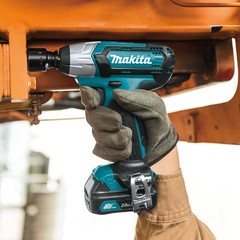 Аккумуляторный ударный гайковёрт Makita TW140DZ