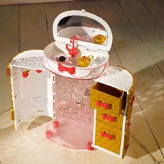 Шкатулка Эппл Вайт. Пижамная вечеринка