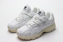 Кроссовки нат. кожа (36-41)р. / шт. 305/401
