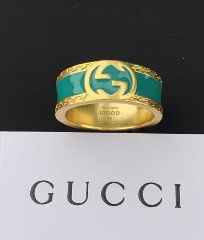 Кольцо широкое с зелёной эмалью в позолоте style by GUCCI