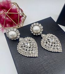 21345- Серьги клипсы с кристаллами и жемчугом ALEXANDRA RICH