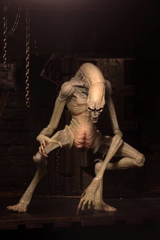 Чужой Воскрешение фигурка Новорожденный