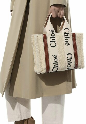 Сумка-тоут Chloé Woody Mini бежевый
