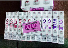 Жидкая матовая губная помада Kylie Limited Edition Matte Liquid