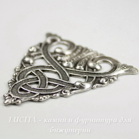 Винтажный декоративный элемент - штамп "Кельтский треугольник" 44 мм (оксид серебра)