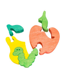 Развивающая игрушка"Червячок и фрукты"