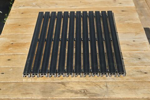 Придверная решетка Gidrolica Step – резиновая, 390×590 мм