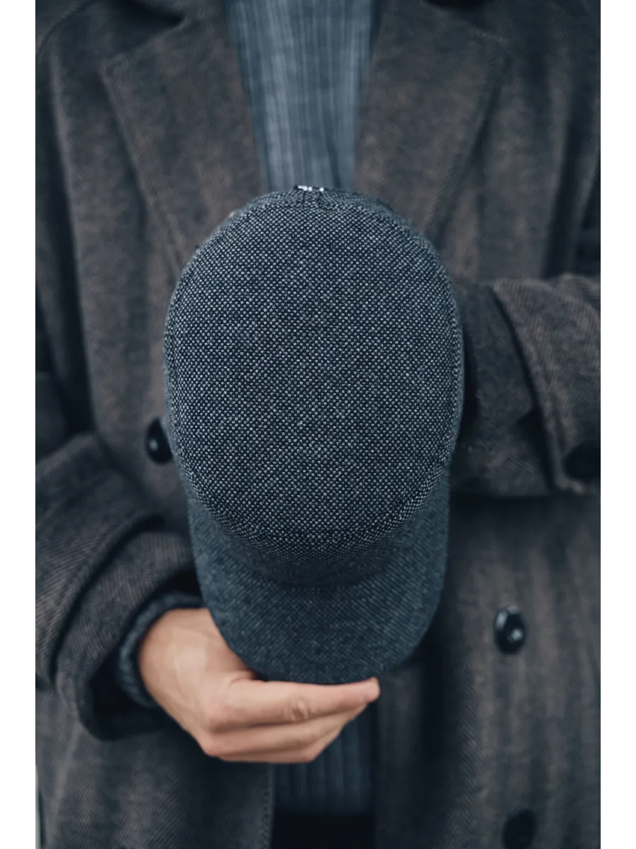 Кепка немка утепленная с ушками драповая