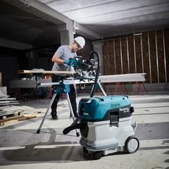Аккумуляторная торцовочная пила Makita LS002GZ01