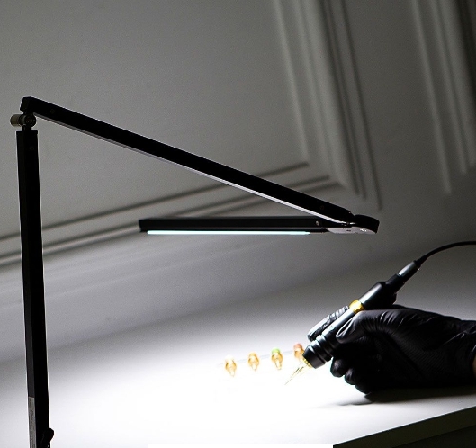 Лампа трансформер EZ PRO LIGHT LED Desk Lamp