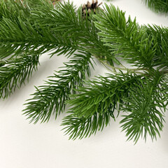 Еловая лиана 3 м разборная, + - 120 лапок (набор 2 шт. по 1,5 м)