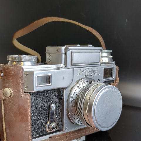Фотоаппарат "Киев 4" с объективом "Юпитер 8 " в оригинальном футляре, металл, Киевский завод "Арсенал", СССР, 1957-1979 гг.