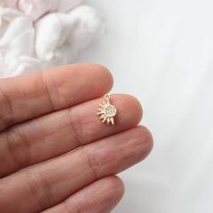 Подвеска Солнце с фианитами 12*7 мм, позолота, П450