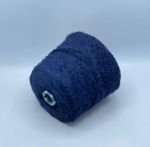 Бобинная пряжа, Pelliccioso, 265м, 62% Меринос, 27% Шелк, 11%Полиамид, Темно-синий.37741