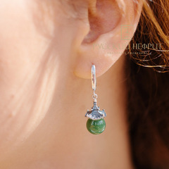 Серьги "Доугун". Зелёный нефрит. Модэ