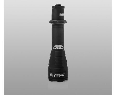 Фонарь универсальный Armytek Predator XP-E2 черный/белый лам.:светодиод.x1 (F01602BG)