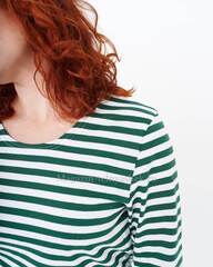 Купить женскую тельняшку - Магазин тельняшек.ру 8-800-700-93-18Тельняшка женская приталенная с рукавом 3/4 (зеленая полоса) в Магазине тельняшек