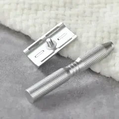 Станок для бритья YAQI Ghost алюминиевая версия 0.70мм