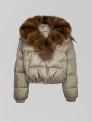 Куртка Sheng Yuan 25-899 однотонная укороченная с мехом