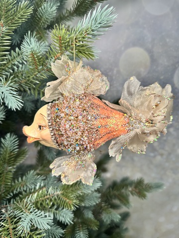 Елочная игрушка Рыба-бабочка 15х20см ChristmasDeLuxe коралловая с глиттером и бусинами