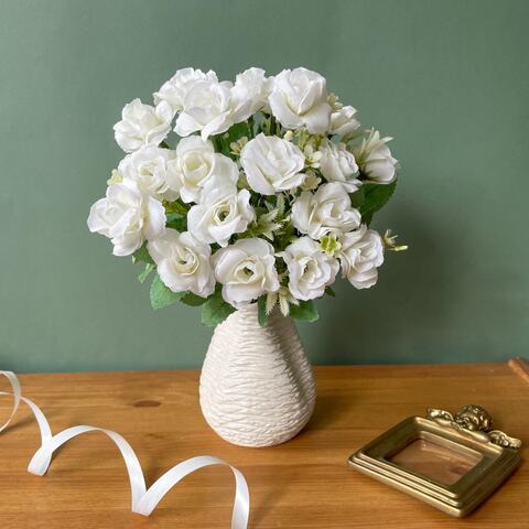Розы искусственные белые, букет 30 см, набор 2 букета.