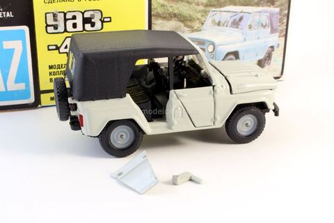UAZ-469 A34 Agat Mossar Tantal defect 1:43