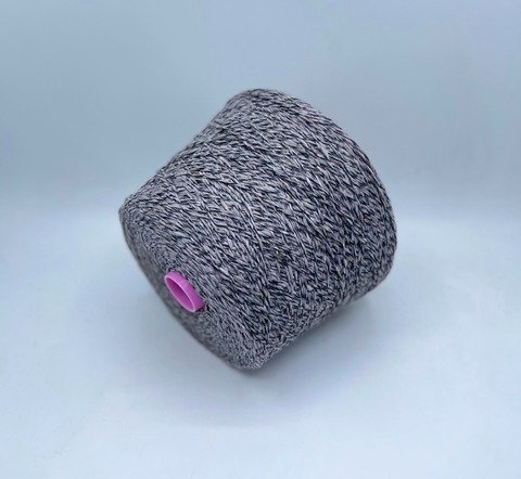 Zegna Baruffa (пр.Италия), art.Lynx ,3/8 267м/100гр. 75%Меринос, 10%Ангора, 15%Полиамид, цвет-Черно-коричневое мулине, арт-31918