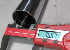 Перо вилки для BMW F750GS / K80 2018-2023 г.в. 41*651 мм