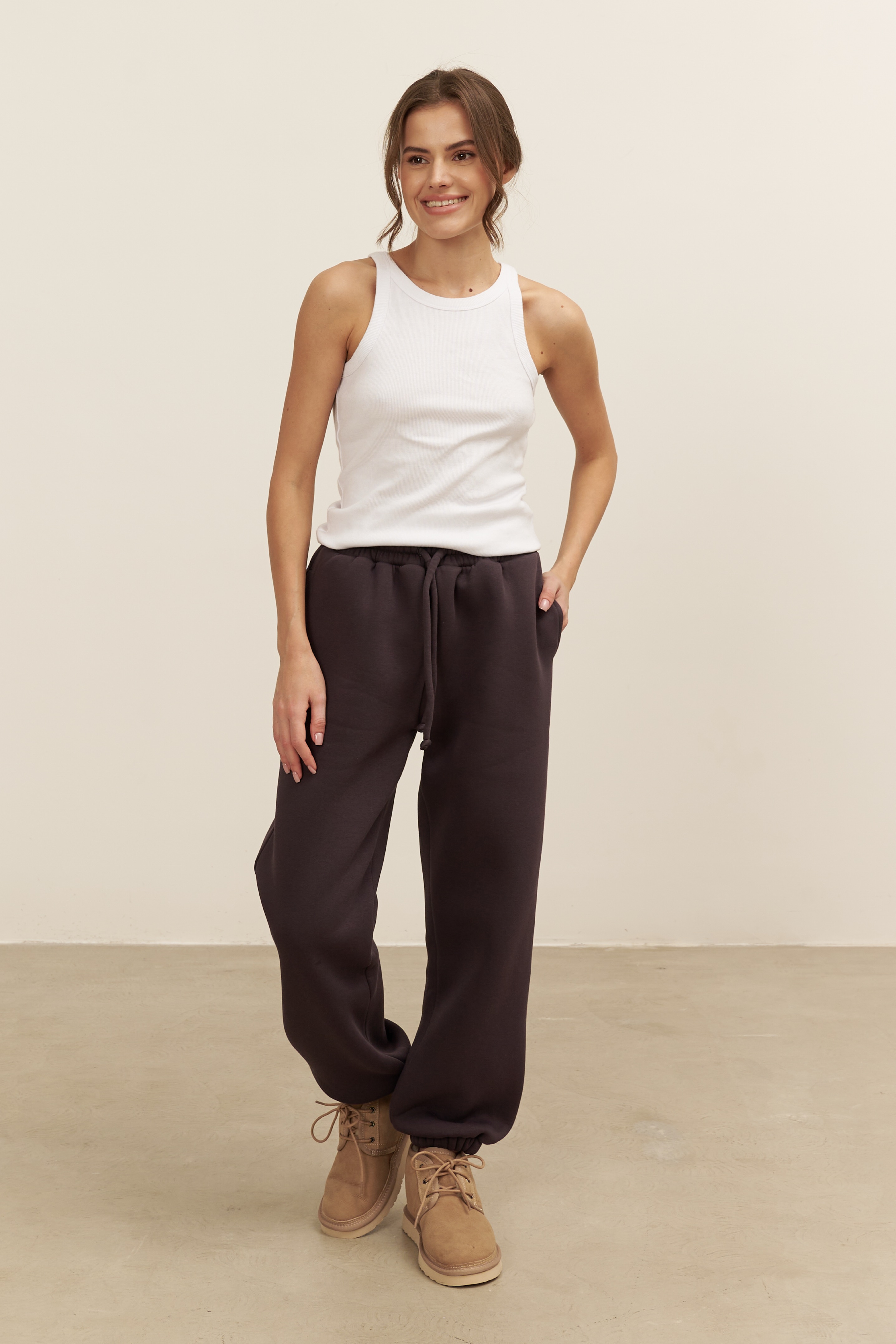 Джоггеры OVERPLUS, с начесом, антрацит