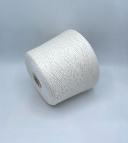 Fashion Mill (пр.Италия),art-Futuro 2/44 2200м/100гр,50% Меринос 50% Акрил. цвет-Молочный, арт.34170
