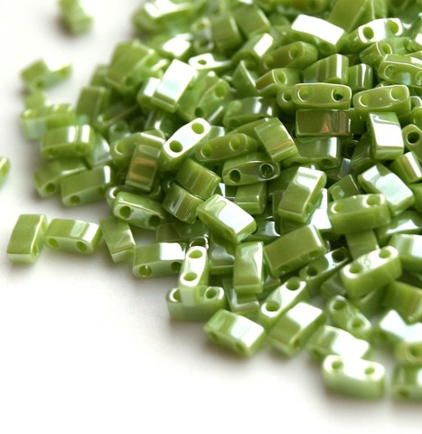 HTL-0439 Opaque Chartreuse Luster