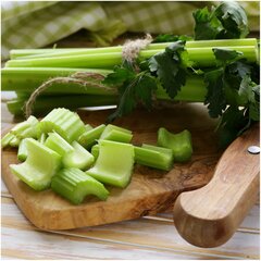 Стебель сельдерея