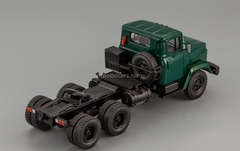 KRAZ-6444 truck tractor 1985-1994 green 1:43 Nash Avtoprom