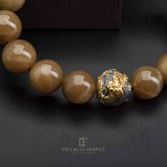 Браслет "Дракон". Табачный нефрит. 12мм.